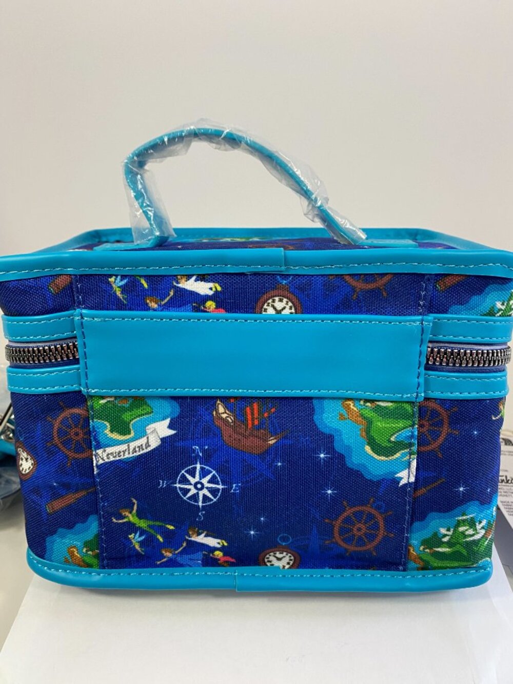 Funko Soda Disney's Peter Pan Thermal Cooler Bag - Picture 2 of 12